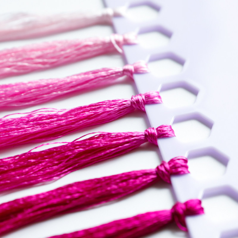 20m Jedwabna nić do haftu Suzh – Sewing Necessities recenzja i cena